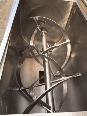 des Gewürzgewürzpulverpigmentpulvers 5.5kw 500L Bandmischer des kommerziellen doppelten Paddels horizontaler