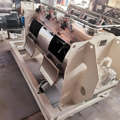 LDH-4 Granulat-Pflugscharmischer 38kW Industrieller Pulvermischer 1600-2400kg pro Charge